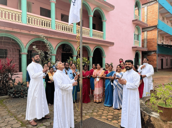 മുപ്പതാമത് സ്ഥാപക ദിനാഘോഷം സംഘടിപ്പിച് മാസ്സ്