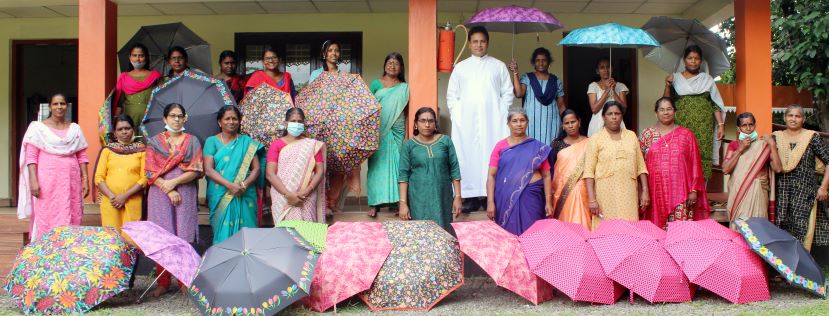 കുട നിര്‍മ്മാണം രണ്ടാം ബാച്ച് പരിശീലനം പൂര്‍ത്തിയാക്കി
