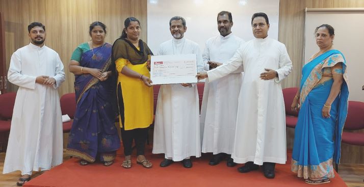 സാധാരണക്കാരുടെ ജീവിത നിലവാരം ഉയര്‍ത്തുവാന്‍ ഉപവരുമാന പദ്ധതികള്‍ വഴിയൊരുക്കും –  മാര്‍ ജോസഫ് പണ്ടാരശ്ശേരില്‍