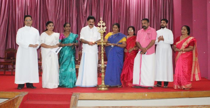 ശാക്തീകരണത്തോടൊപ്പം നേതൃത്വ പാടവവും വളര്‍ത്തിയെടുക്കുവാന്‍ സ്വാശ്രയസംഘങ്ങള്‍ വഴിയൊരുക്കി – മന്ത്രി റോഷി അഗസ്റ്റിന്‍