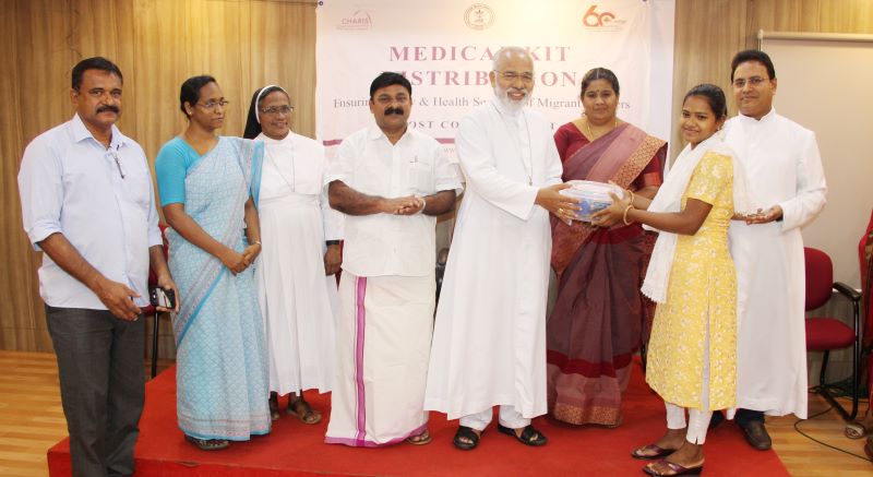 തൊഴില്‍ സുസ്ഥിരതയും മെച്ചപ്പെട്ട ജീവിത സാഹചര്യവും ആരോഗ്യ സുരക്ഷയും അതിഥി തൊഴിലാളികള്‍ക്ക് ഉറപ്പുവരുത്തണം – മാര്‍ മാത്യു മൂലക്കാട്ട്