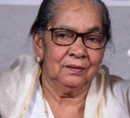 ഒളശ്ശ വാണിയപ്പുരയ്ക്കൽ  ഏലിയാമ്മ (86) നിര്യാതയായി